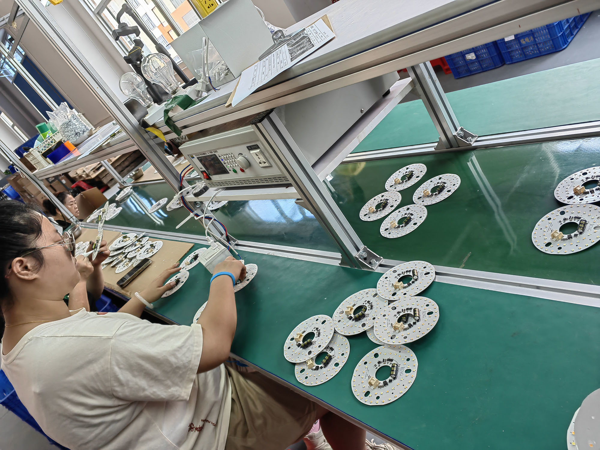 Trung Quốc Foshan Zheng Deng Peng Lighting Co.,ltd hồ sơ công ty