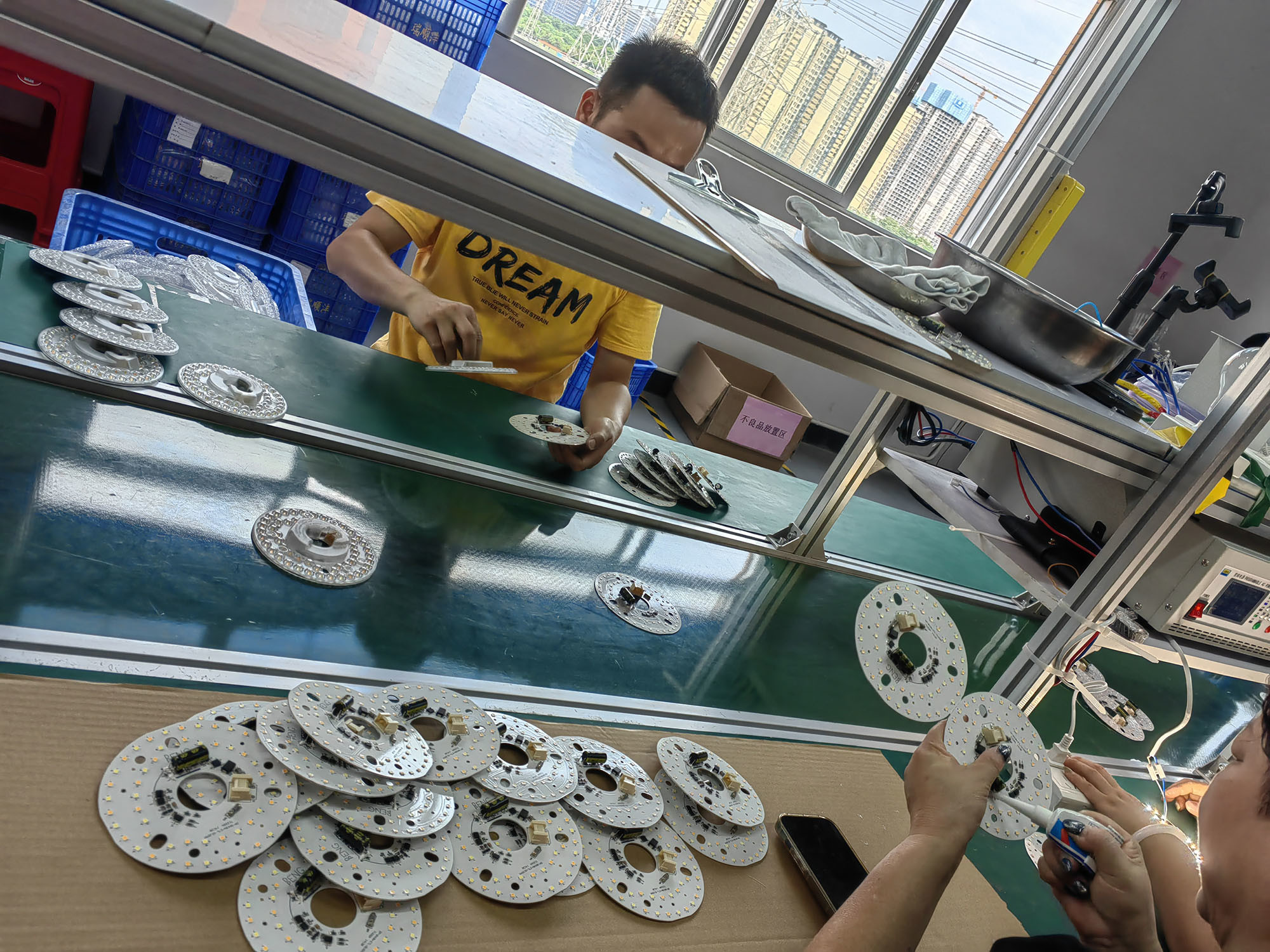 Trung Quốc Foshan Zheng Deng Peng Lighting Co.,ltd hồ sơ công ty