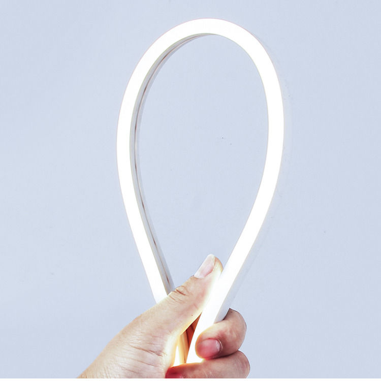 1000lm DC 12V IP55 Silicone Led Strip Light cho trang trí ngoài trời / trong nhà
